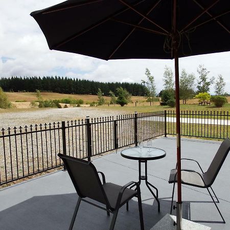 Mahana Farm Cottage Bagian luar foto