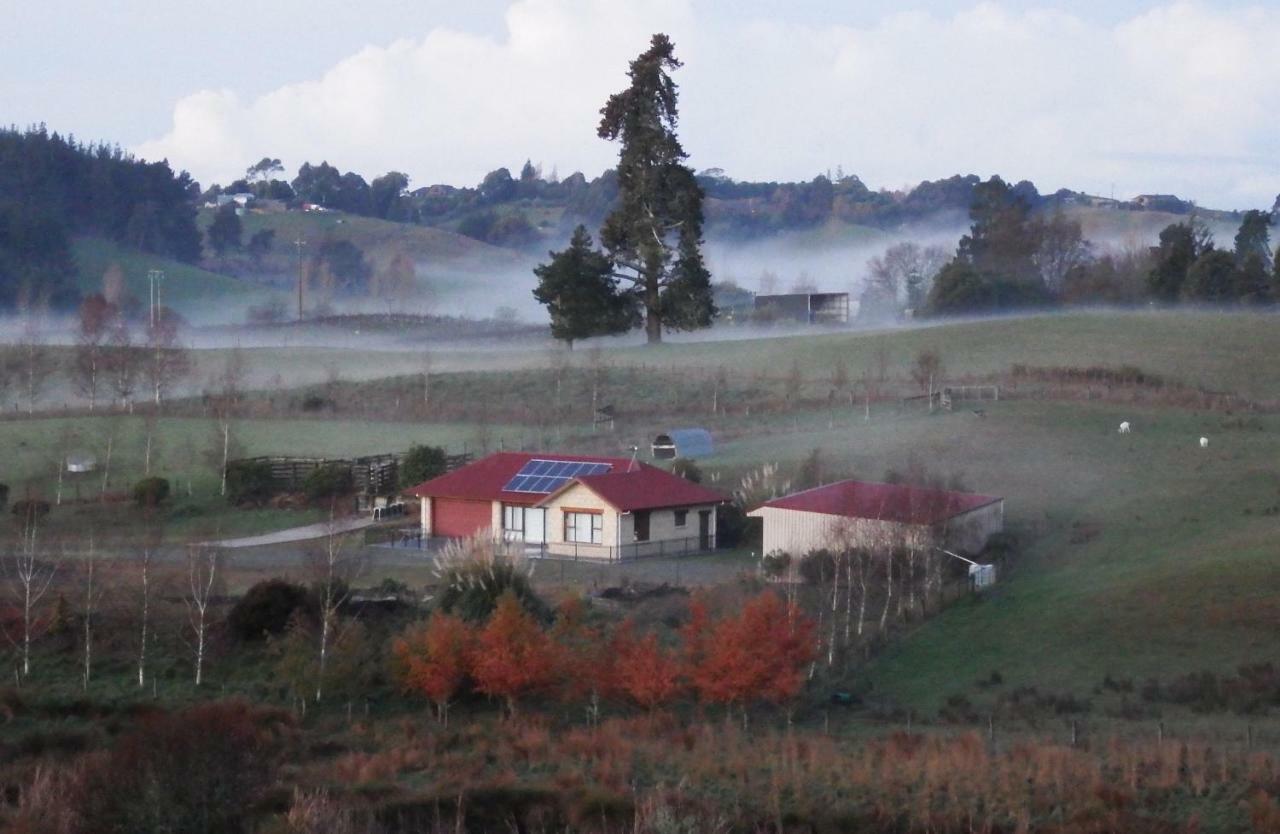 Mahana Farm Cottage Bagian luar foto