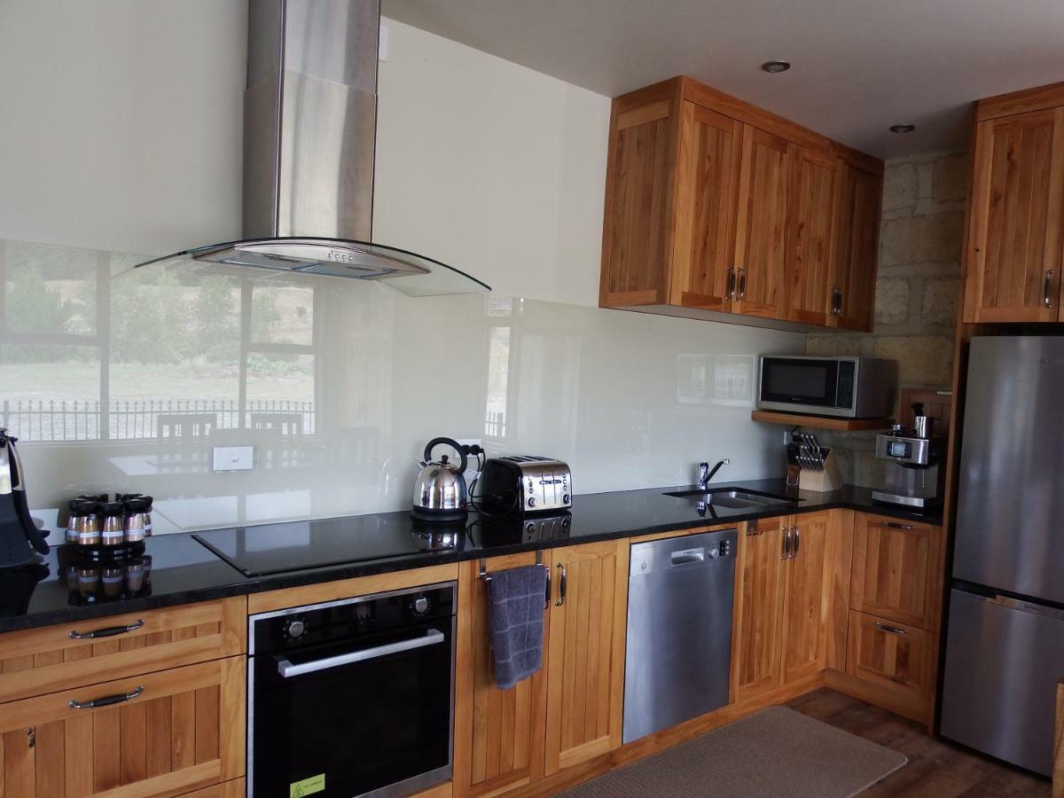 Mahana Farm Cottage Bagian luar foto
